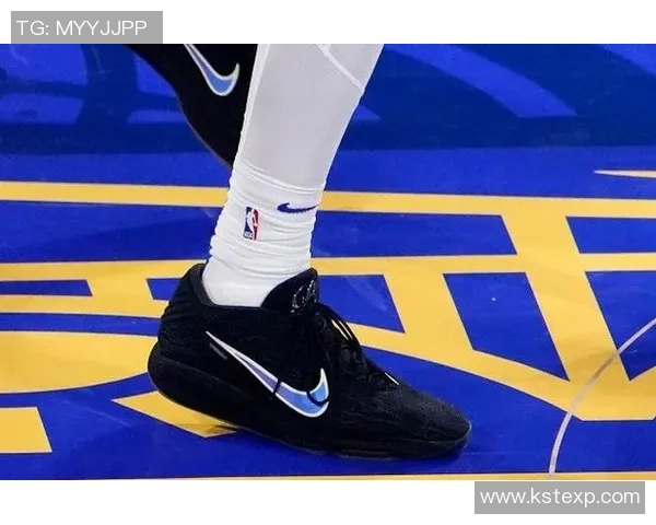 高帮足球鞋球星穿搭解析 谁是这类鞋款的代表人物