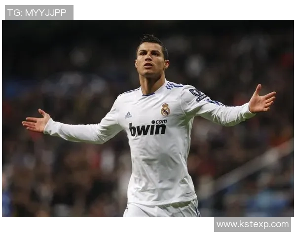 当今足坛最火球星是谁?从梅西到C罗谁更具影响力与魅力 当今足坛最火球星是谁?从梅西到C罗谁更具影响力与魅力